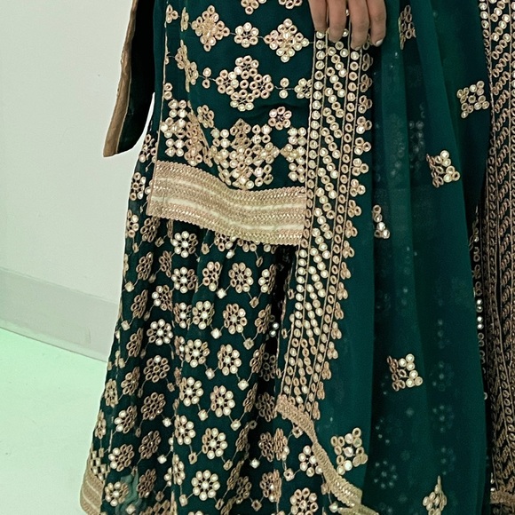 Gota patti sharara suit - Picture 2 of 3